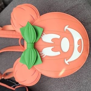 Loungefly Pumpkin Minnie Backpack( glows)